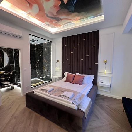 Jacuzzi Royal Suite 布达佩斯 外观 照片