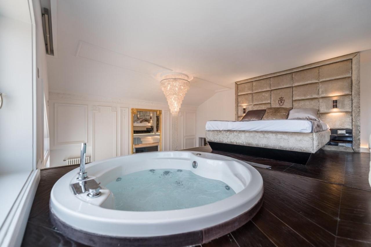 Jacuzzi Royal Suite 布达佩斯 外观 照片