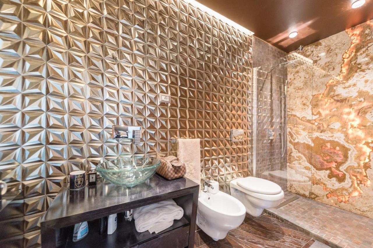 Jacuzzi Royal Suite 布达佩斯 外观 照片