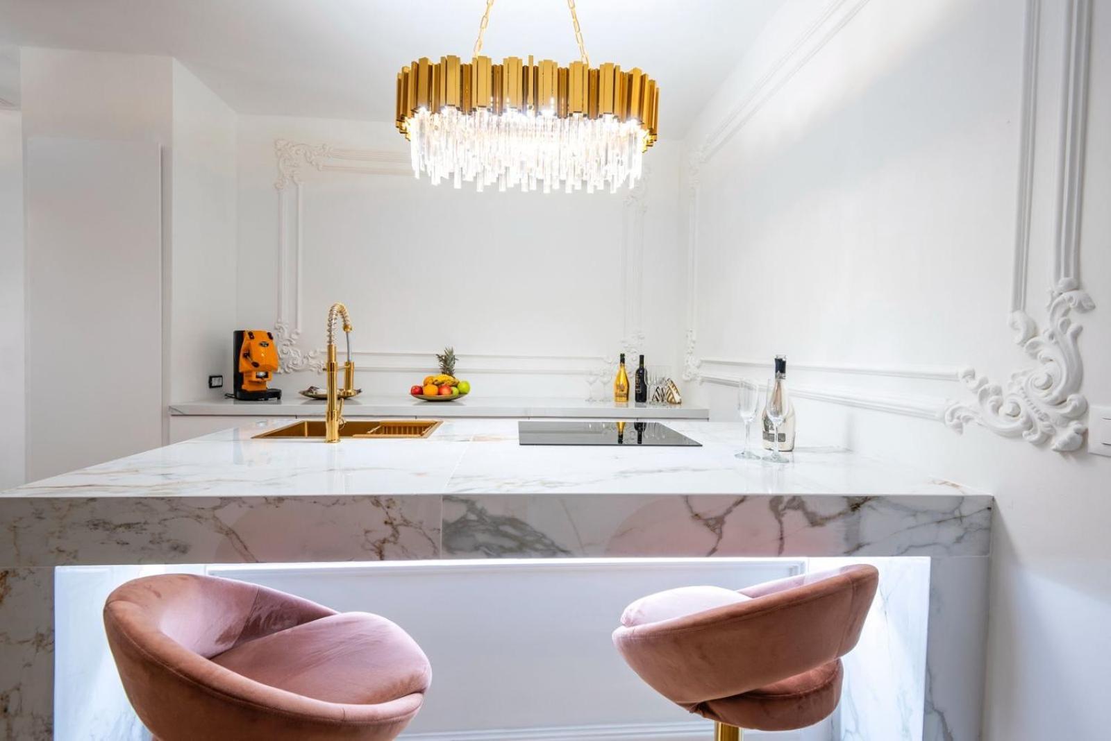 Jacuzzi Royal Suite 布达佩斯 外观 照片