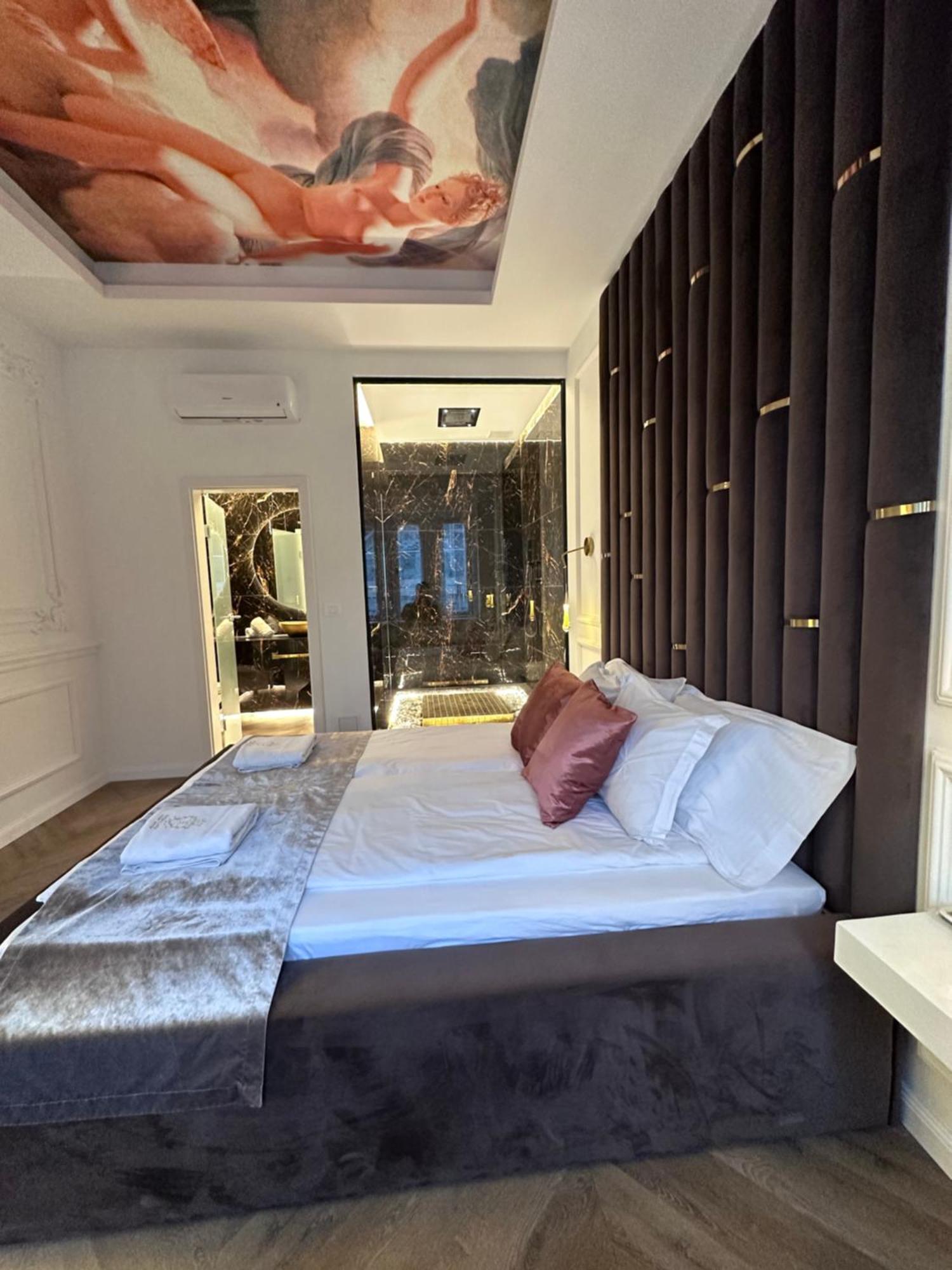 Jacuzzi Royal Suite 布达佩斯 外观 照片