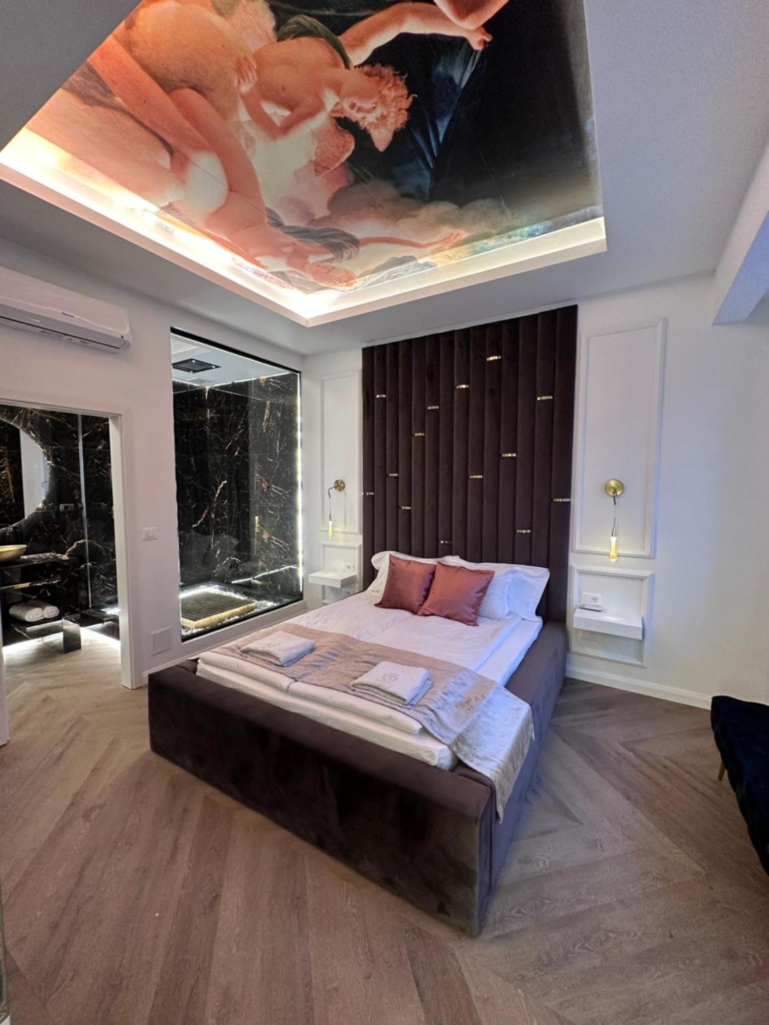 Jacuzzi Royal Suite 布达佩斯 外观 照片